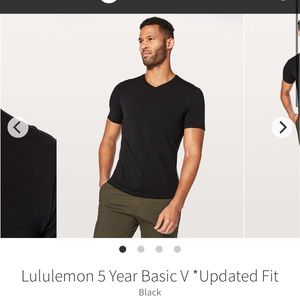Men's Gray, Lululemon, 5 - Year Basic V-Neck T-
Shirt - Medium